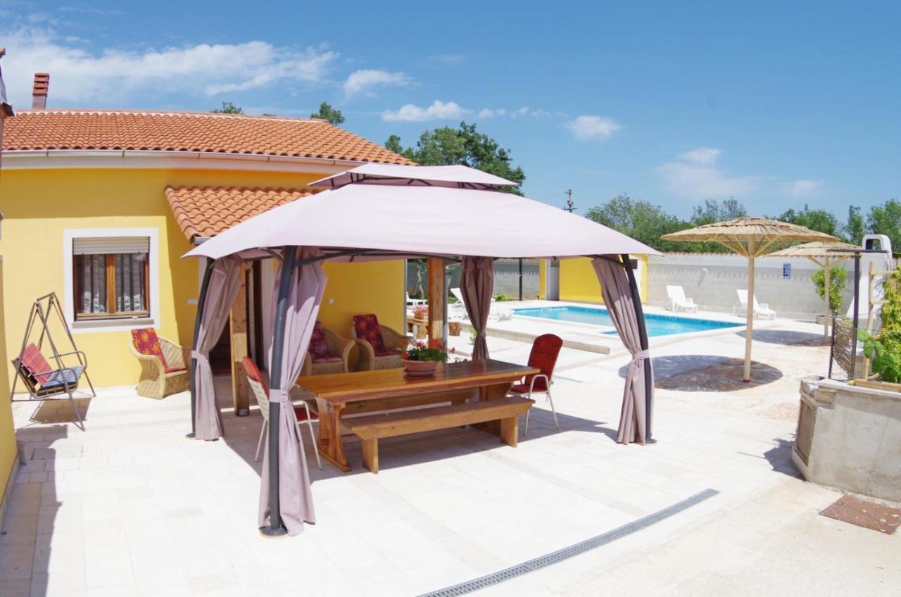 House Oliva, Sveti Kirin Villa Svetvinčenat Exteriör bild