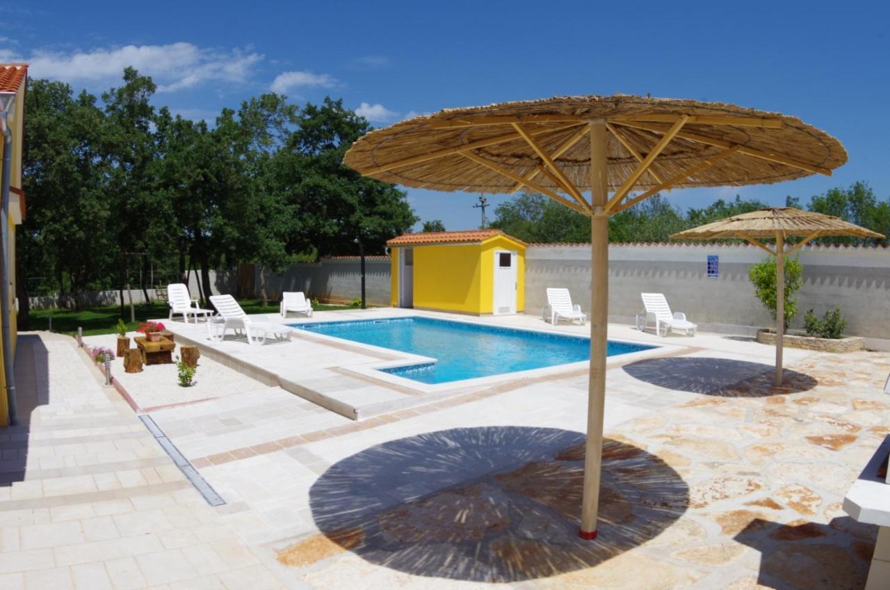 House Oliva, Sveti Kirin Villa Svetvinčenat Exteriör bild